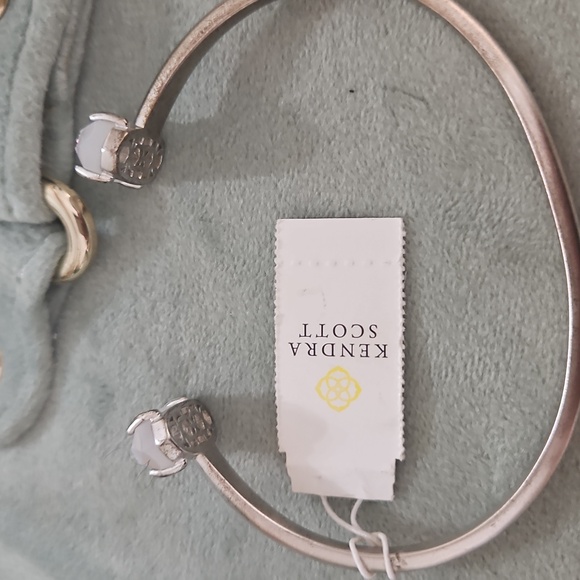 NWT Kendra Scott Edie Cuff Bracelet - Picture 7 of 8